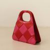 Alohas Belgie | Alohas De a scacchi - rode en roze geruite handtas vrouwen Z22T1074 Scacchi Lipstick Red Magenta
