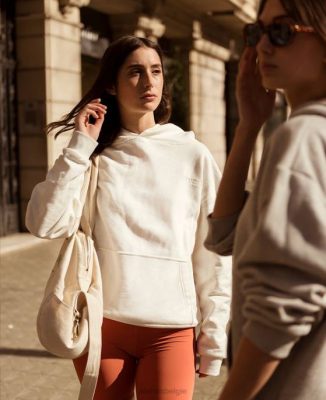 Alohas Belgie | Alohas voor de planeet - witte katoenen trui vrouwen Z22T983 kokosnoot